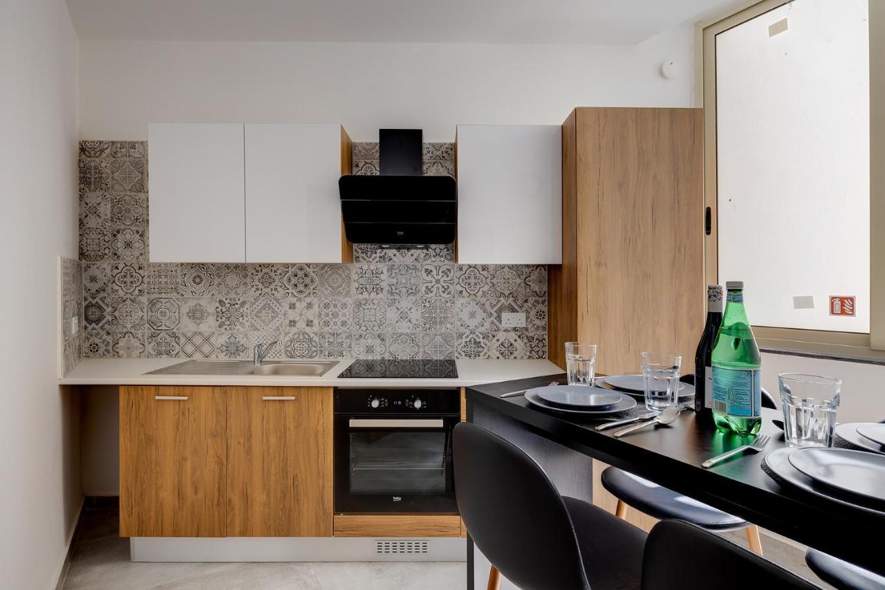 Perfect Location, Modern 2Br Apartment Слима Екстериор снимка
