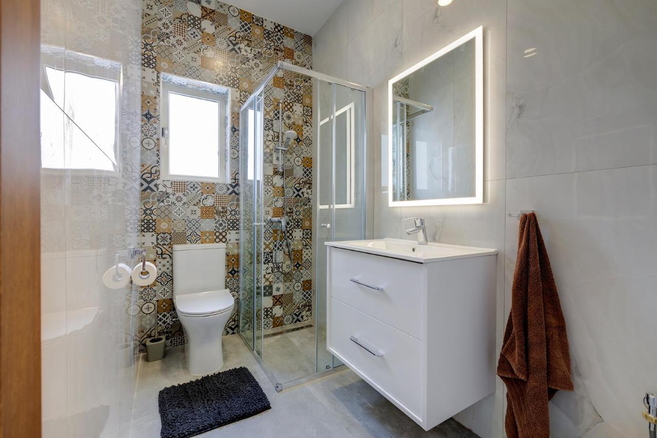 Perfect Location, Modern 2Br Apartment Слима Екстериор снимка