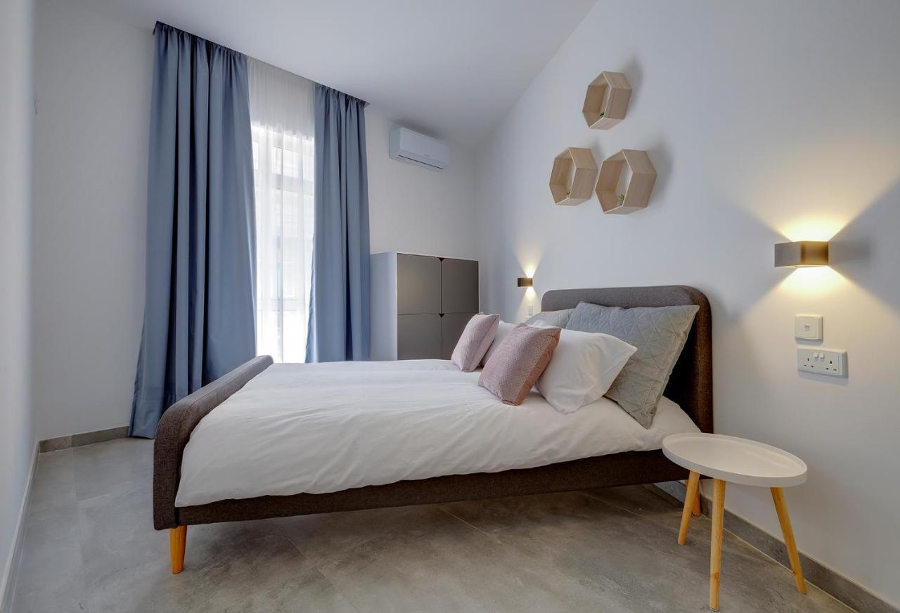 Perfect Location, Modern 2Br Apartment Слима Екстериор снимка
