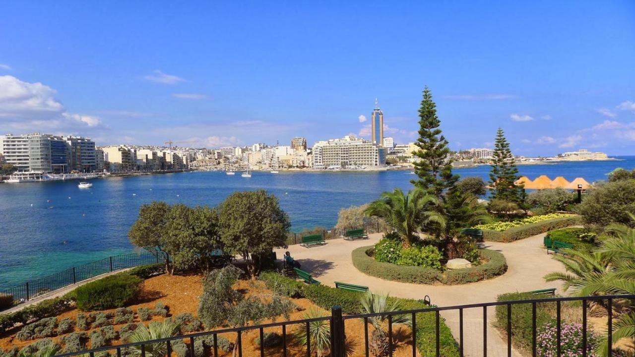 Perfect Location, Modern 2Br Apartment Слима Екстериор снимка